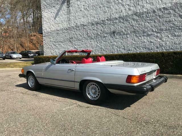 Mercedes-Benz SL-Class 1977 image number 12