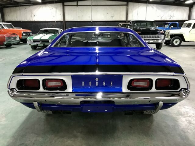Dodge Challenger 1972 image number 3