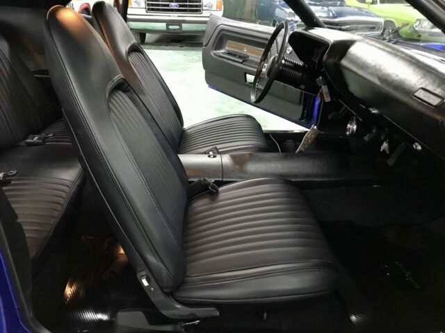 Dodge Challenger 1972 image number 39
