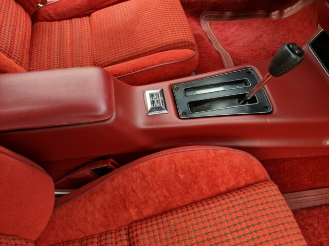 Pontiac Firebird 1979 image number 13