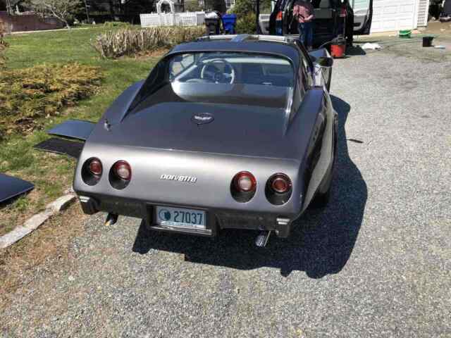 Chevrolet Corvette C3 1977 image number 3