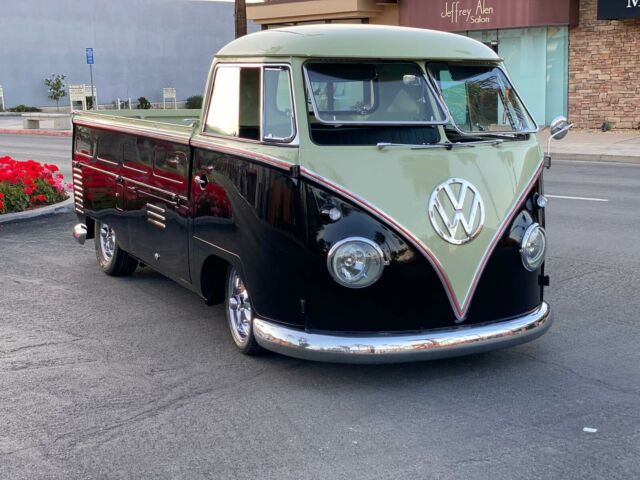 Volkswagen Vanagon 1960 image number 12