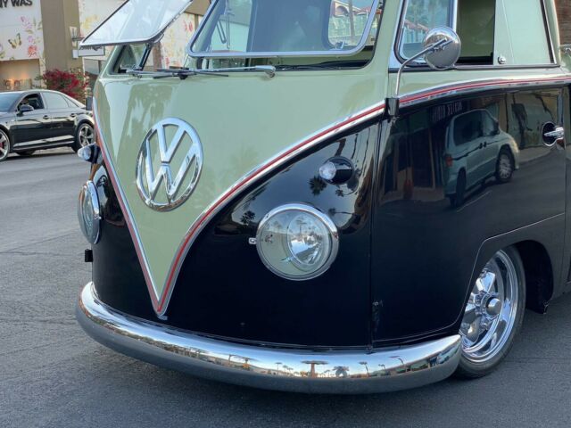 Volkswagen Vanagon 1960 image number 8