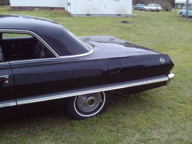Chevrolet Impala 1963 image number 10