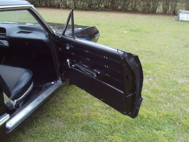 Chevrolet Impala 1963 image number 16
