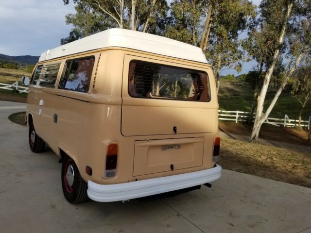 Volkswagen Bus/Vanagon 1979 image number 31