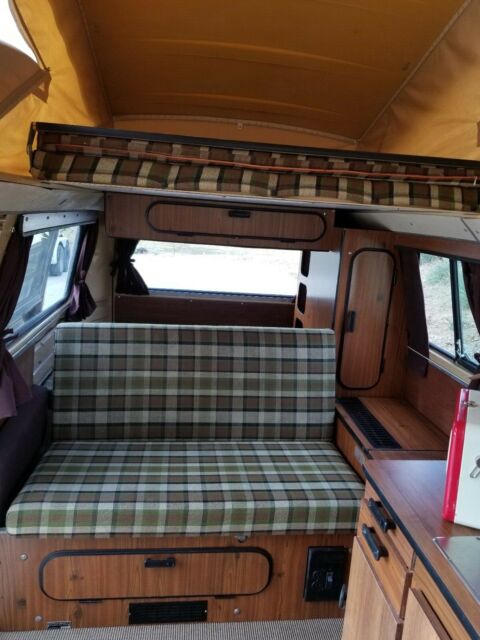 Volkswagen Bus/Vanagon 1979 image number 36