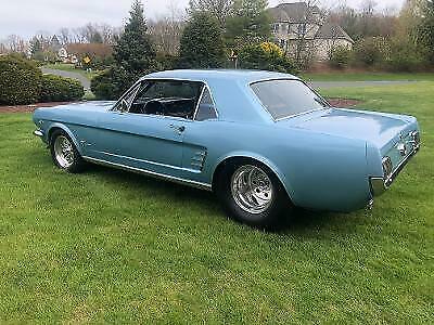 Ford Mustang 1966 image number 21