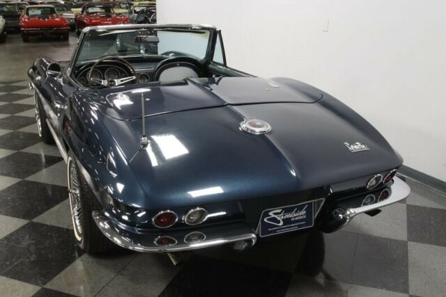 Chevrolet Corvette 1966 image number 34