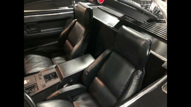 Replica/Kit Makes Gotham Roadster C4 Corvette 1966 image number 40