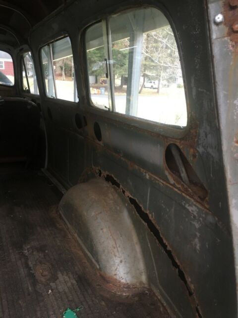 Chevrolet Suburban 1954 image number 43