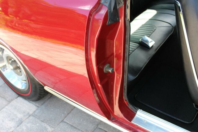Plymouth Barracuda 1967 image number 30