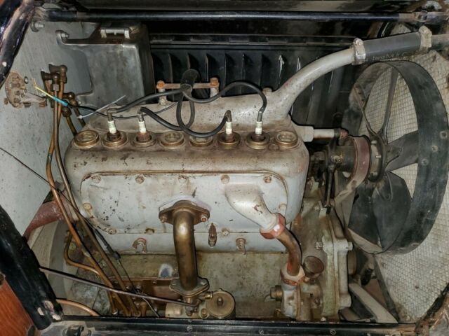 White 2 Ton Truck 1922 image number 5