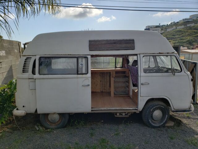 Volkswagen Bubble top 1972 image number 0