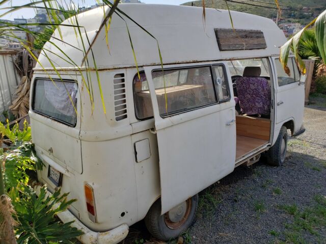 Volkswagen Bubble top 1972 image number 1