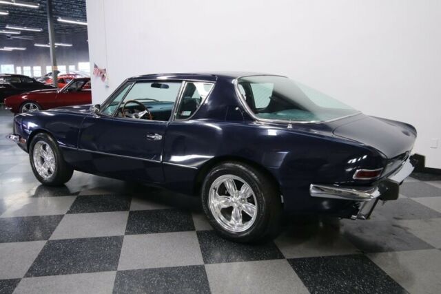Studebaker Avanti II 1974 image number 32