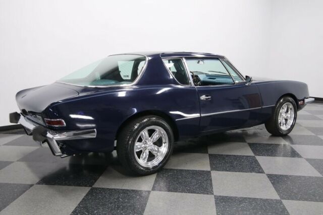 Studebaker Avanti II 1974 image number 38