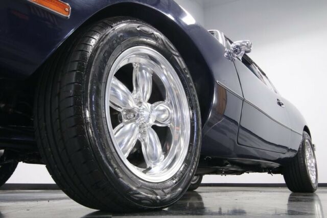Studebaker Avanti II 1974 image number 46