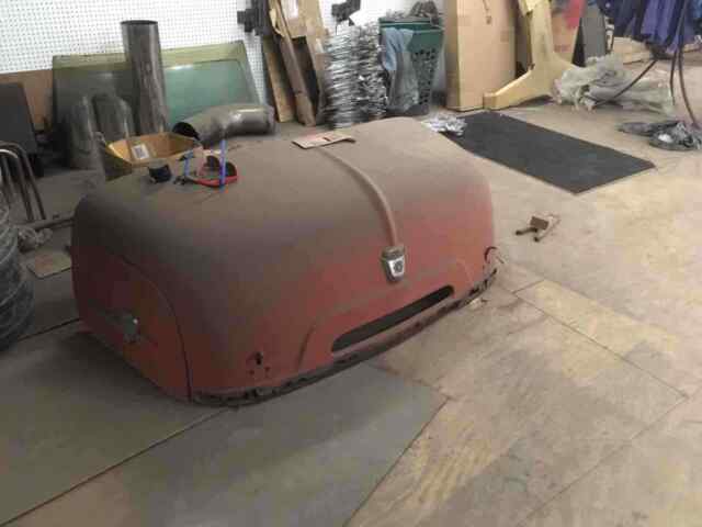 Ford c600 1956 image number 1