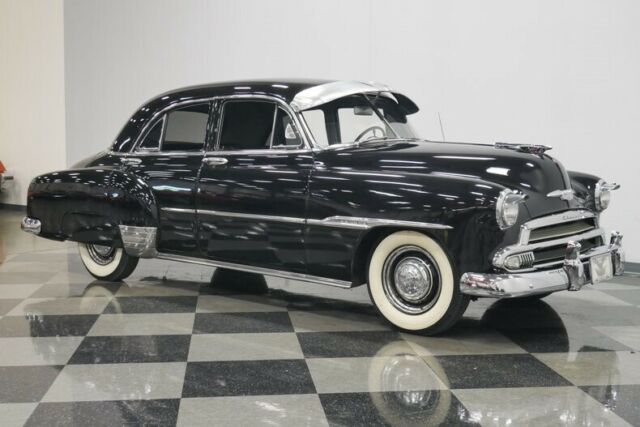 Chevrolet Styleline 1951 image number 16