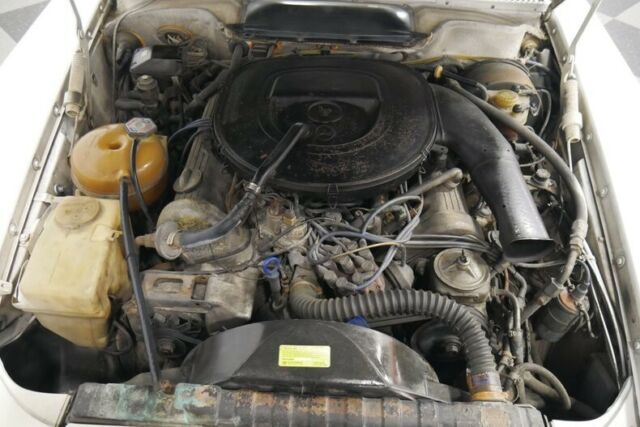 Mercedes-Benz SL-Class 1979 image number 27