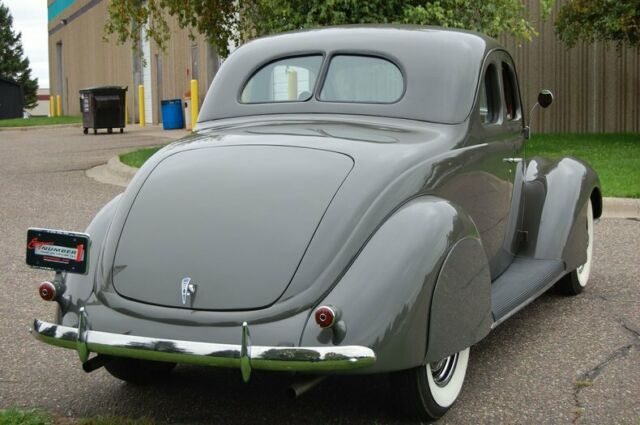 Ford 5-Window 1937 image number 8