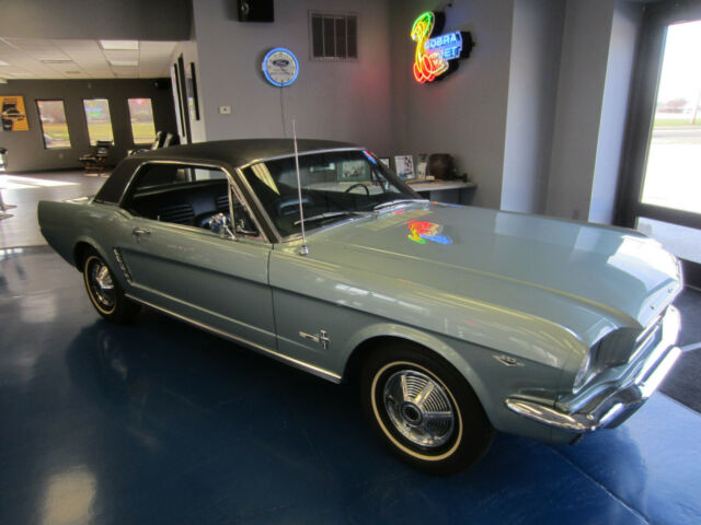 Ford Mustang 1965 image number 26