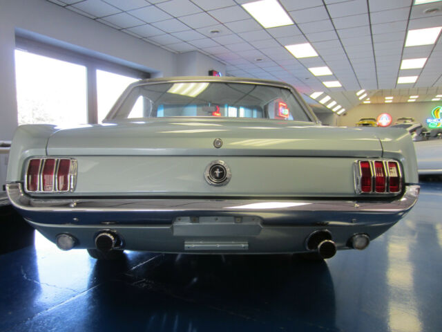 Ford Mustang 1965 image number 3