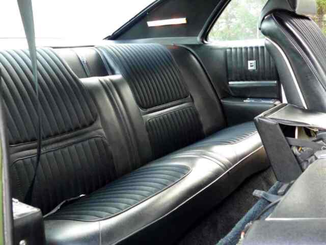 Oldsmobile Toronado 1970 image number 11