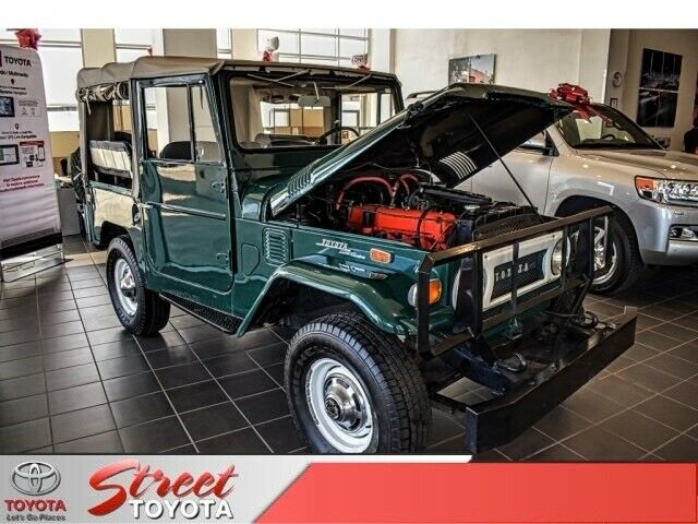 Toyota FJ Cruiser 1971 image number 0