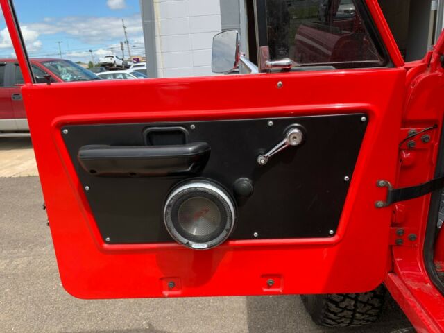 Ford Bronco 1976 image number 6