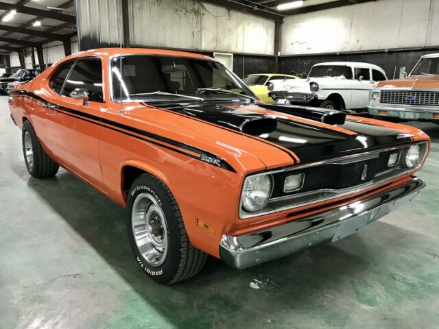 Plymouth Duster 1970 image number 30