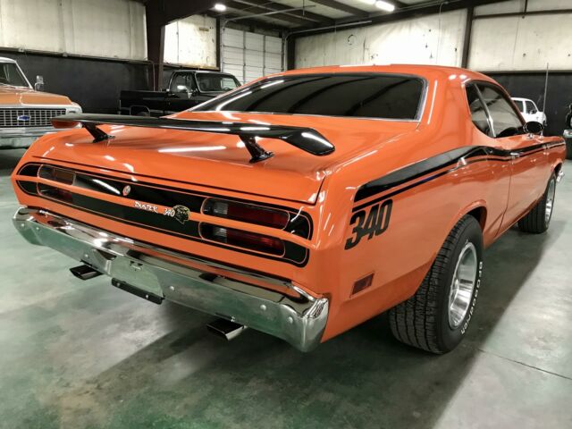 Plymouth Duster 1970 image number 4