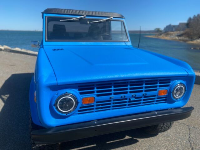 Ford Bronco 1972 image number 1