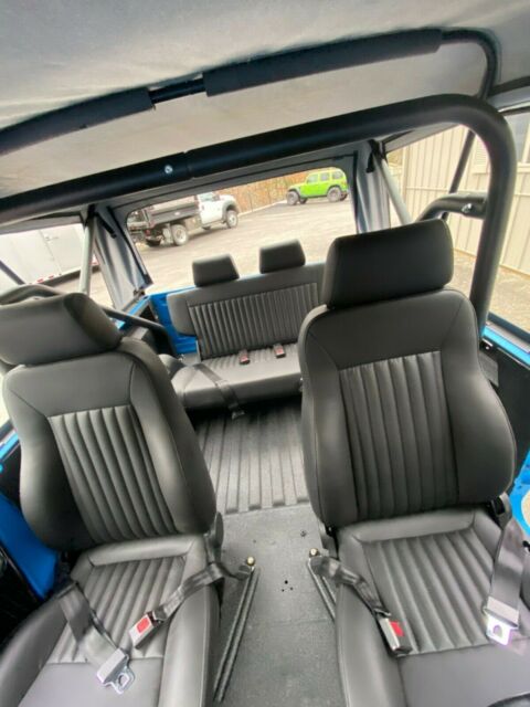 Ford Bronco 1972 image number 15
