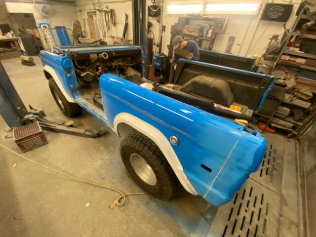 Ford Bronco 1972 image number 23
