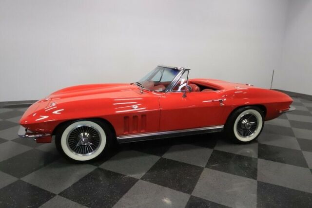 Chevrolet Corvette 1966 image number 30