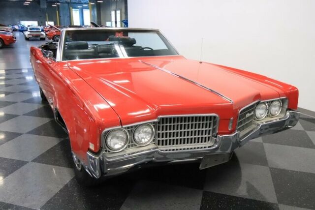 Oldsmobile Ninety-Eight 1969 image number 18