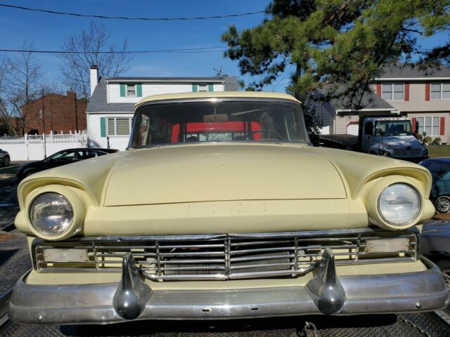 Ford Sedan Delivery 1957 image number 13
