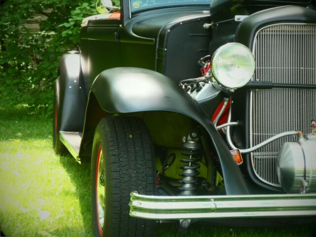 Chrysler Roadster 1932 image number 23