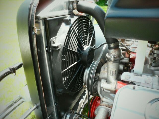 Chrysler Roadster 1932 image number 32