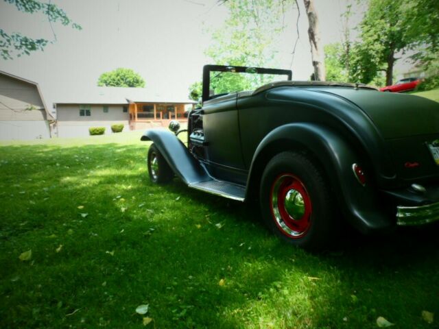 Chrysler Roadster 1932 image number 44