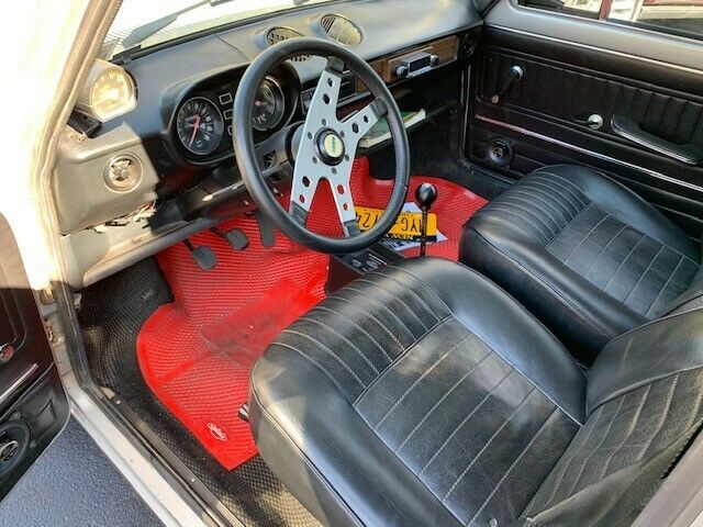Fiat 128 1976 image number 4