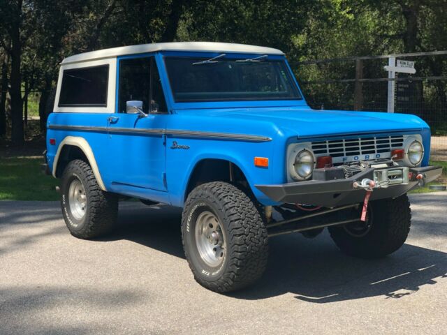 Ford Bronco 1973 image number 26
