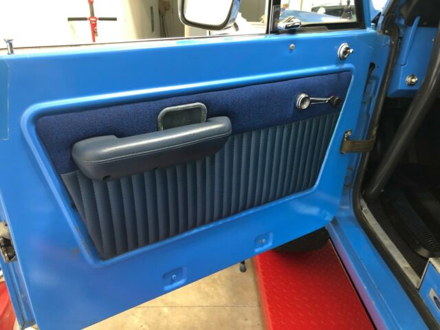 Ford Bronco 1973 image number 37