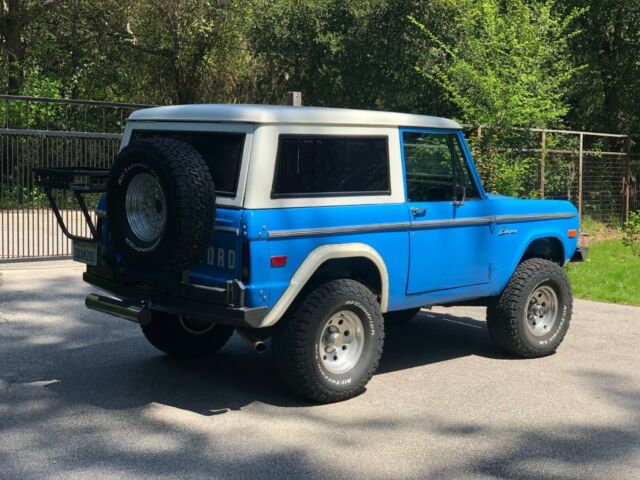 Ford Bronco 1973 image number 4