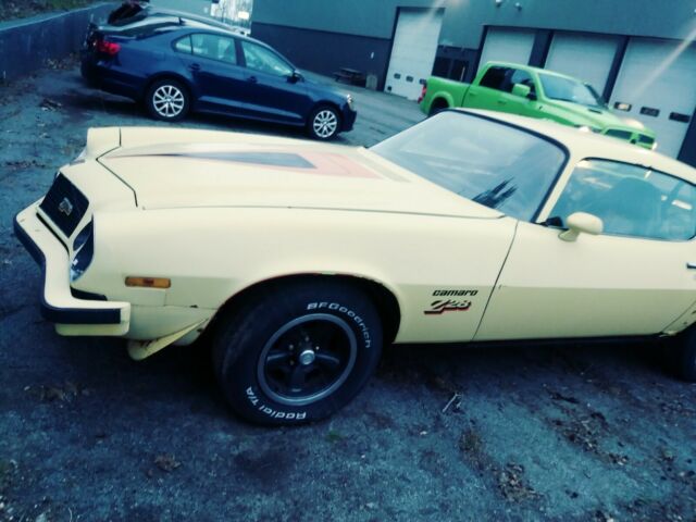 Chevrolet Camaro 1977 image number 8