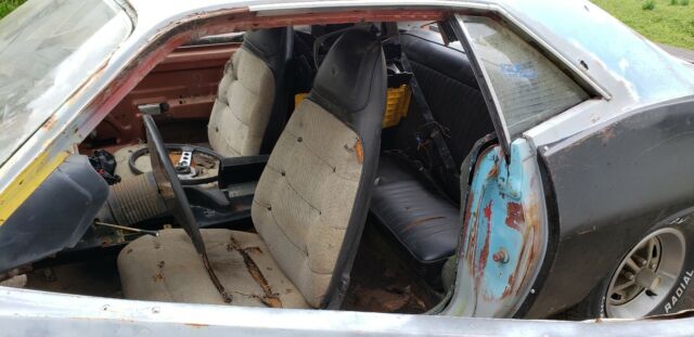 Plymouth Barracuda 1970 image number 28