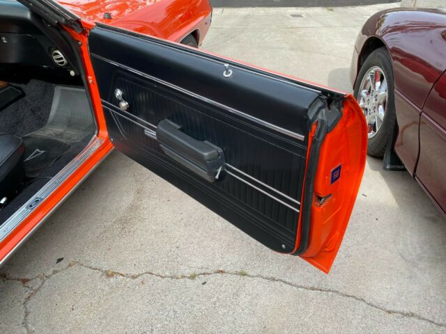 Pontiac Firebird 1969 image number 4