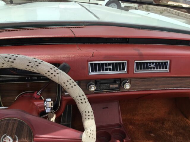Cadillac Eldorado 1976 image number 15